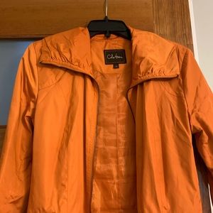 Trench coat. Practically new. Cole haan.